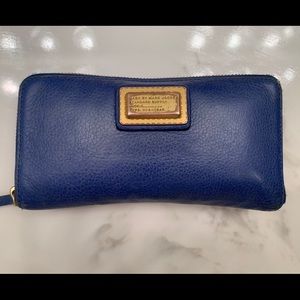 Marc by Marc Jacobs Classic Q Zippered Wallet